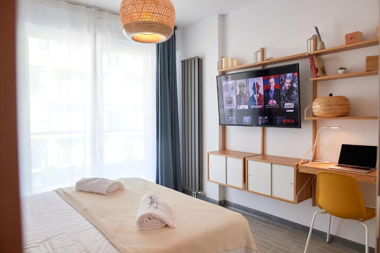 Fineloft Sea View Apartment-Spa N Pools Beach Resort Неводарі Екстер'єр фото